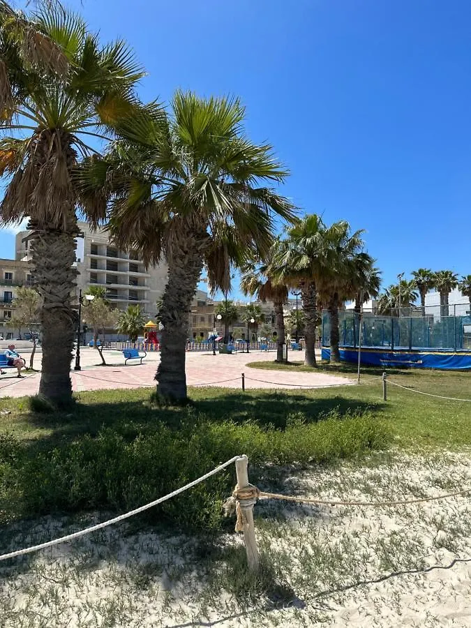 The Beach House Birżebbuġa